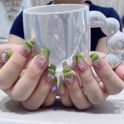 -晨·艺美甲美睫