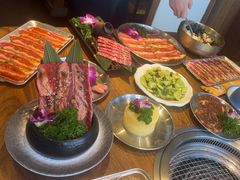 -明洞阿姨·韩式酱蟹烤肉·创意料理(三元桥店)