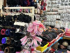 -城隍庙小礼品市场(福佑商厦福佑路店)