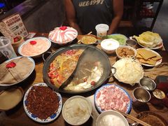 -萍姐火锅·公路夜市(武汉首店)