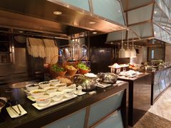 -上海虹桥西郊假日酒店