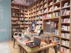 -百新书局(尚悦湾店)