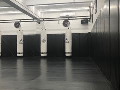 -威天下格斗柔术健身馆(红旗渠路店)
