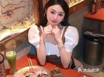家门口新开的燃山烤肉一口封神