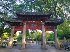 -汇龙潭