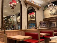-玛格萝妮比萨屋(四平店)