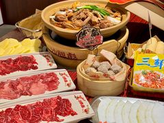 -沙胆彪炭炉牛杂煲(上海日月光广场店)