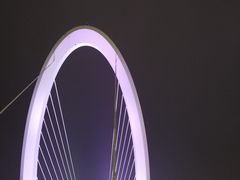 -南京眼步行桥