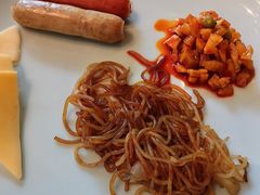 -飨食汇全日制餐厅·昆山皇冠假日酒店(九方店)