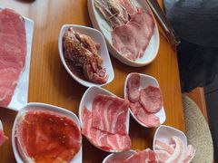 -拾勝牛·江景安格斯烧肉放题(江湾阳光天地店)