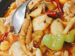 黑松露牛肝菌焖牛蛙-云海肴·汽锅鸡·云南菜(美罗城店)