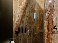 -广州天河希尔顿酒店