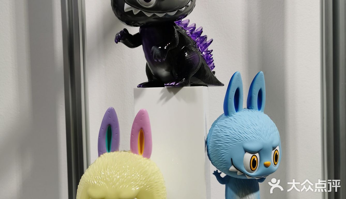 IFS国金中心DIMOO环游星海