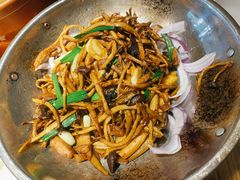 砂锅茶树菇-百年神厨·地道川菜(清江西路店)