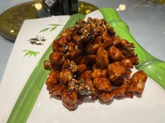 酱爆核桃鸡丁-大眼锅贴水饺(河东店)