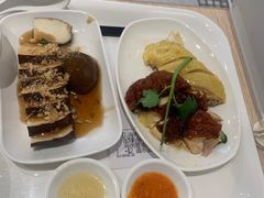 -东荟城名店仓