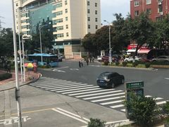 -鑫悦楼煎蟹·16年海鲜大排档