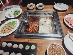 -山城老炮火锅城