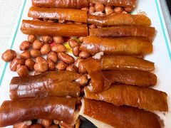 -津津名菜馆(绝没分店)