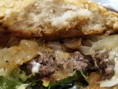 -The Habit Burger Grill 哈比特汉堡(爱琴海店)