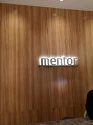 -Mentor Hair Salon