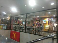 门面-麦当劳(东方时代广场分店)