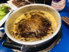 传统锅底-马路边边串串香(双井直营店)