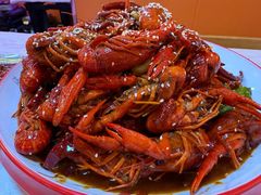 -海盗船. 龙虾烧烤. 酒馆