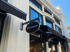 -lululemon(比斯特购物村店)