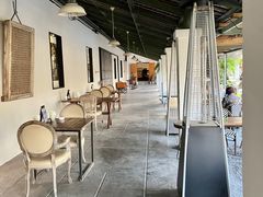 -喜洲吧·江畔老船厂·庭院餐厅(喜临院店)