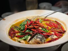 山茶油丹江大鱼头-清水亭湖北菜(大屯DT51店)