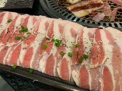 薄切猪五花肉-炙忧烤肉屋(中国铁建广场店)