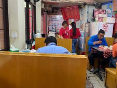 大堂-辣肉面大王(天平路店)