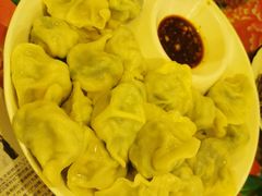 -闯关东东北农家菜(崂山石老人店)