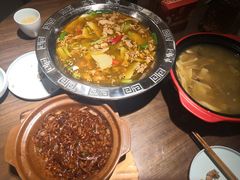 -有红鸡毛店·川菜(建设路店)