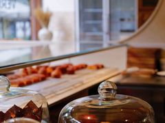 -VERIE BAKEHOUSE