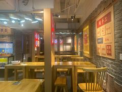 -呷佬·长沙手工米粉(金沙江路店)