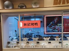 -阿瓦山寨·湘菜现炒·剁椒鱼头王(咸阳总店)