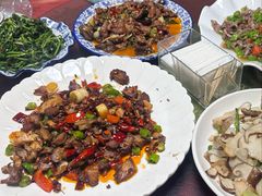 -邱二餐馆