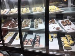 面包甜点陈列柜-加餐海鲜自助(宝龙一城店)