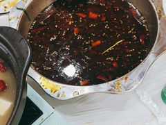 -乡土特色.冷锅鱼.牦牛肉汤锅