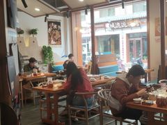 大堂-城边边烧烤-魏晋烤肉旗舰店