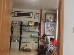 -灵美宠物诊所