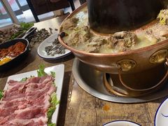 -老蜀铜火锅·酸菜脊骨·麻辣羊蝎子(热闹路店)