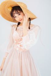 -onlygirl摄影美学馆高端定制(江滩店)