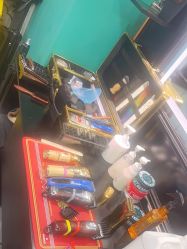 -鸿運 BARBER SHOP男士理发馆