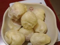 -佬钱湾仔(衣裳街店)