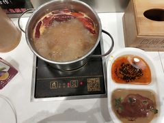 -百品聚旋转火锅(号外店)