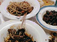 -霄汉牛三鲜湖北砂锅菜(万松园2店)