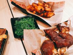 焦香烤猪蹄-遇见小面(东方宝泰店)
